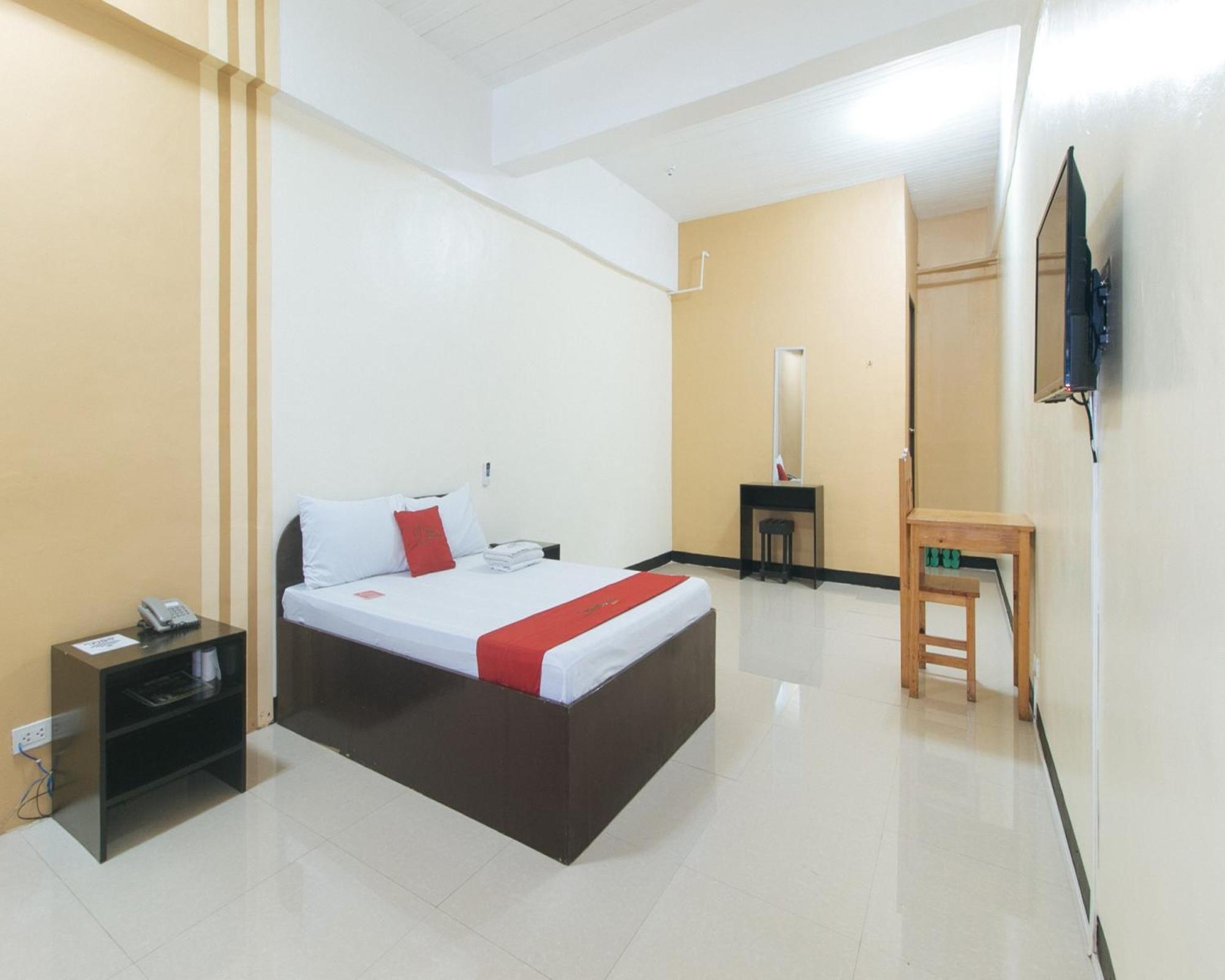 Reddoorz Near Sm City Muntinlupa San Pedro  エクステリア 写真