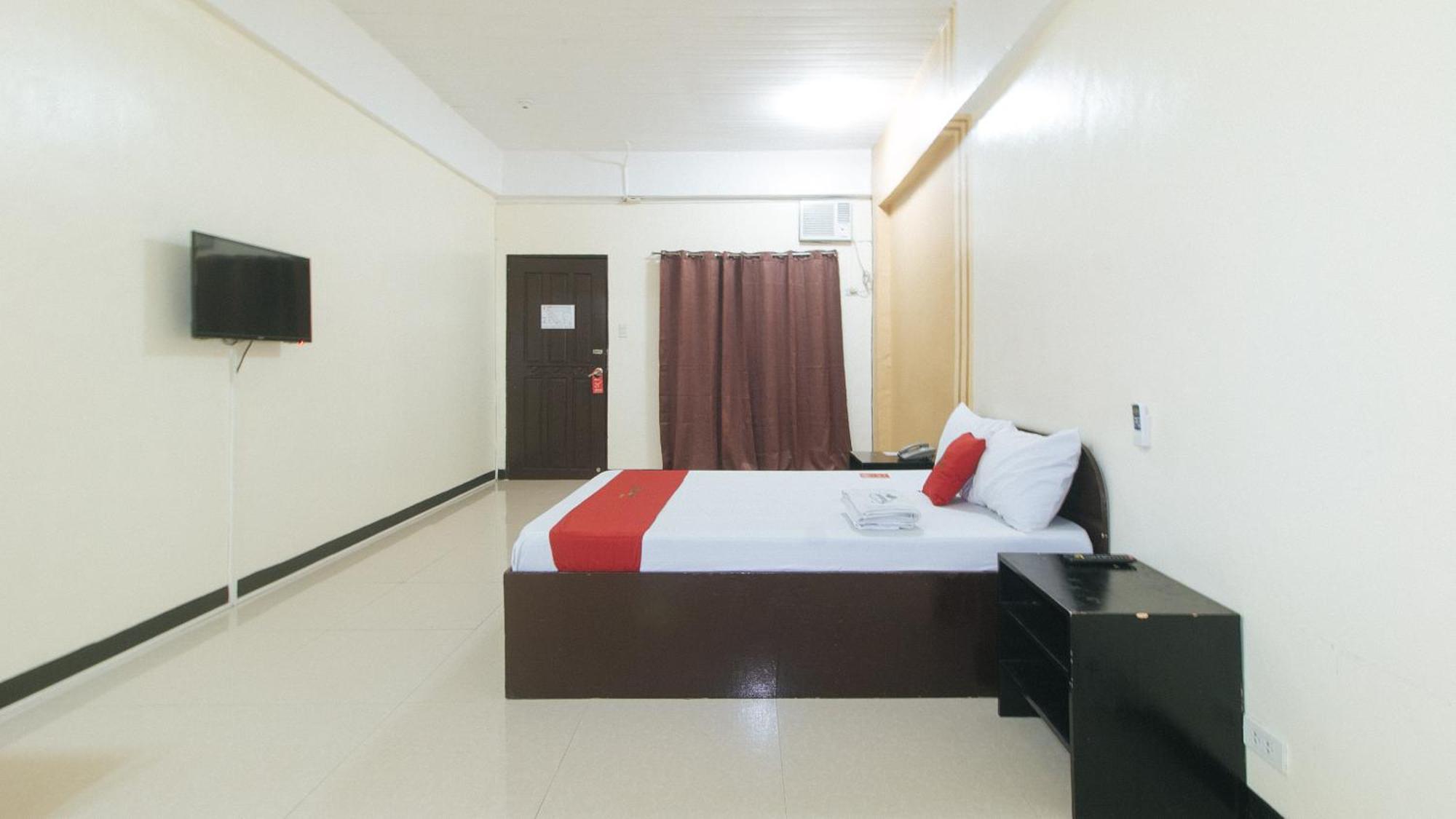 Reddoorz Near Sm City Muntinlupa San Pedro  エクステリア 写真